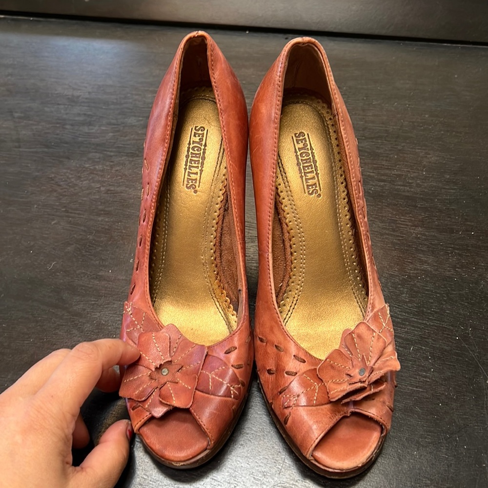 Seychelles Heels